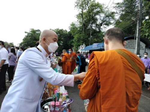 พิธีทำบุญตักบาตรถวายพระราชกุศล เฉลิมพระเกียรติ สมเด็จพระนางเจ้าสุทิดา พัชรสุธาพิมลลักษณ พระบรมราชินี